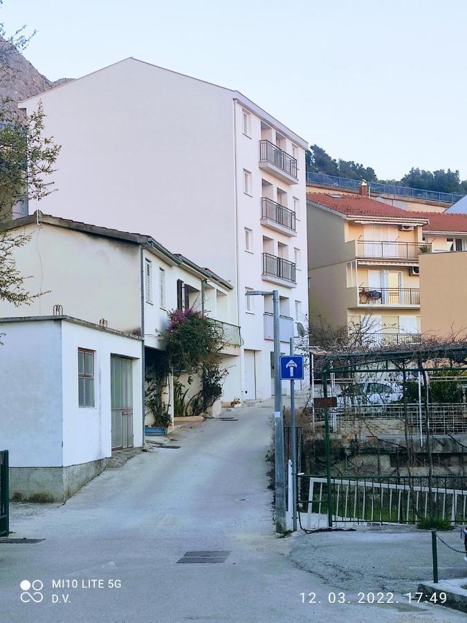 Apartmani Daniela Podgora Exterior photo