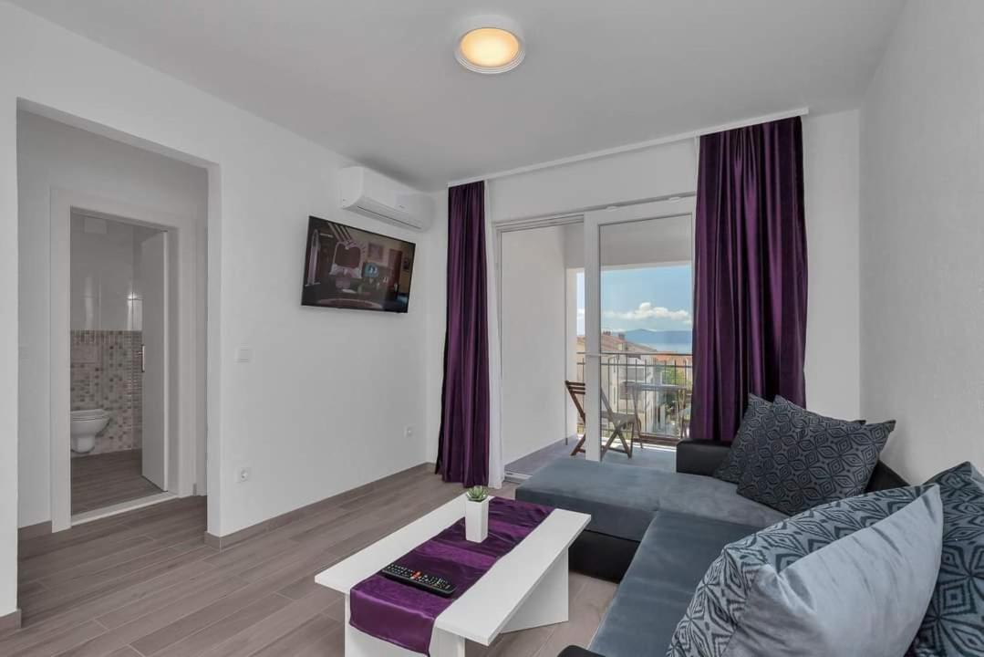 Apartmani Daniela Podgora Exterior photo